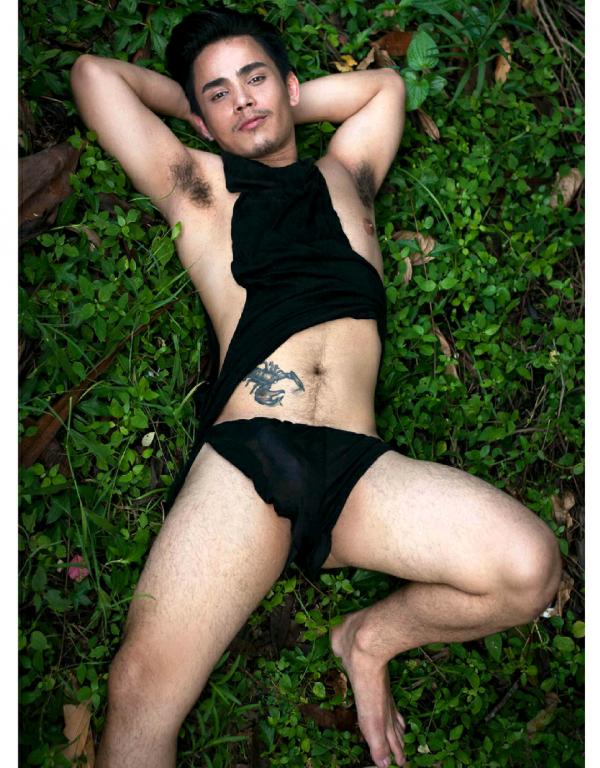 MAN-OMG-7---JOEY-RAINING-BOY